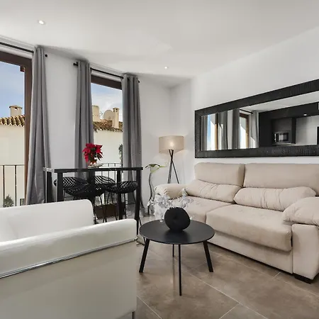 Apartment Ct 302 - Faro's Puerto Banus Boutique *